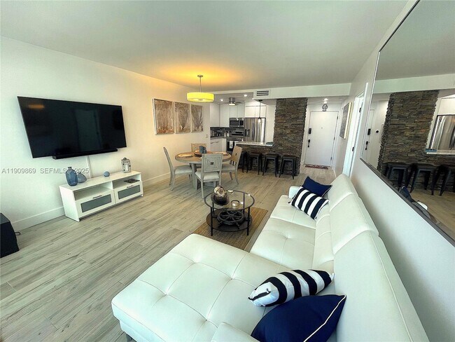 Photo - 3505 S Ocean Dr Unit 811