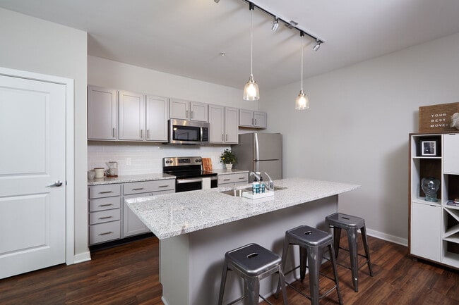 Photo - Apartments at the Yard: Kipton