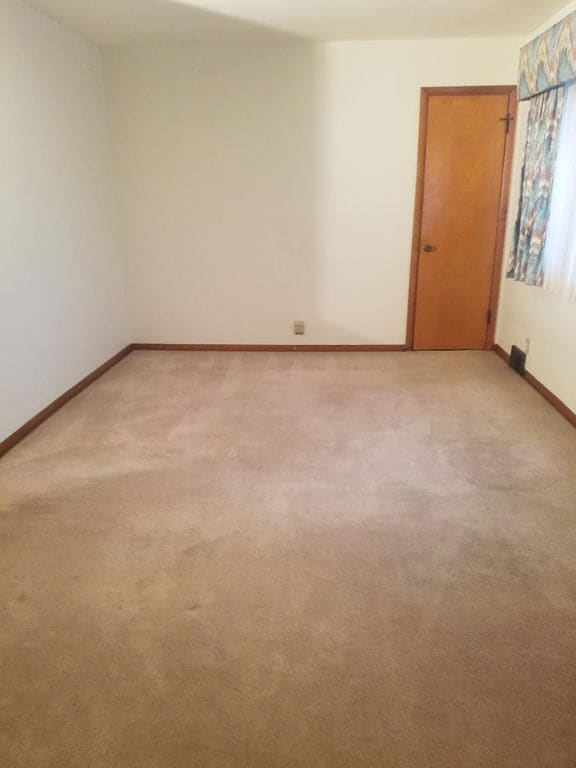 Photo - 2225 W Silver Spring Dr