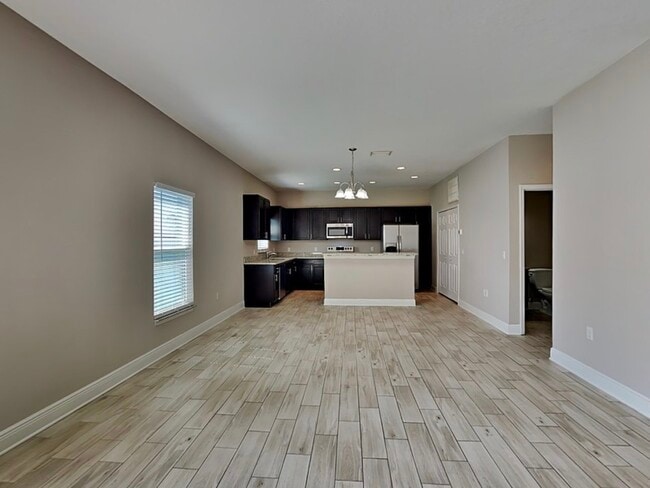 Photo - 1333 Salisbury Dr