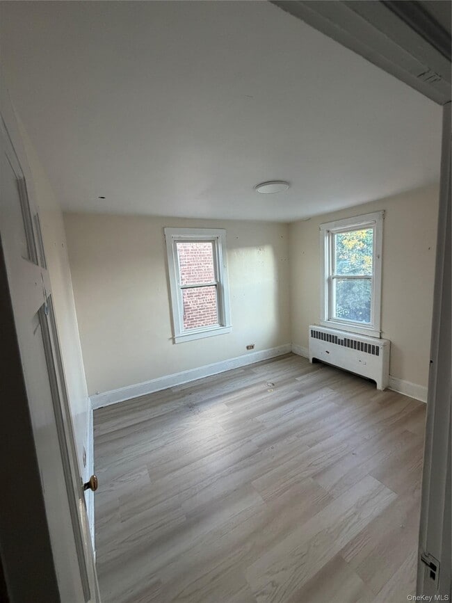 Photo - 228 Roberts Ave