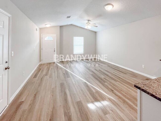 Photo - 5301 Oaktrail Ln