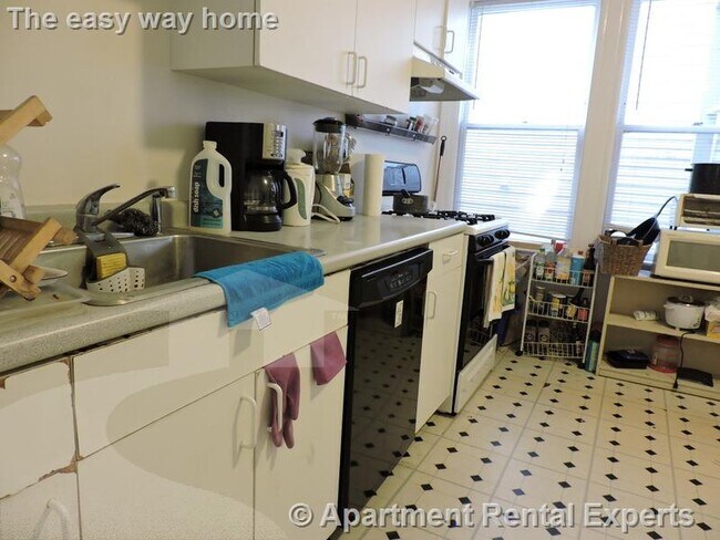 Photo - 32 Chatham St Unit 2