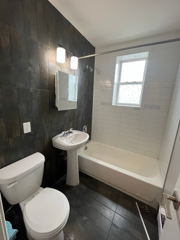 Photo - 106 N Grove St Unit 501