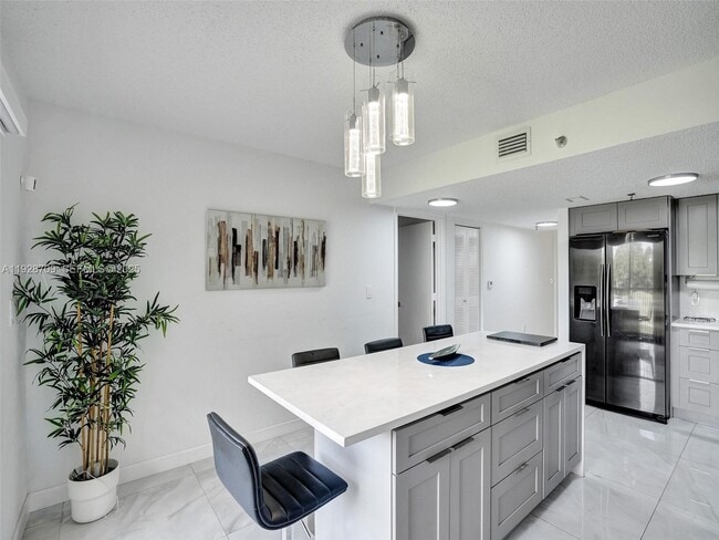 Photo - 9470 Tangerine Pl Unit 207