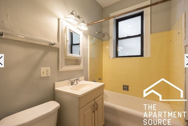 Photo - 4546 N Damen Ave Unidad 1