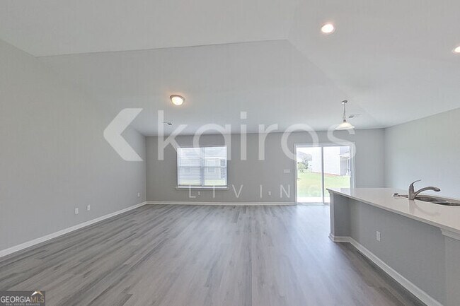 14 Duluth Dr