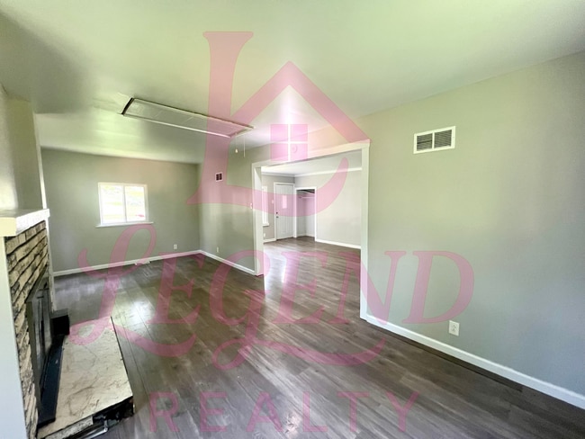 Photo - Spacious 3-Bedroom Home for Rent in Riverv...