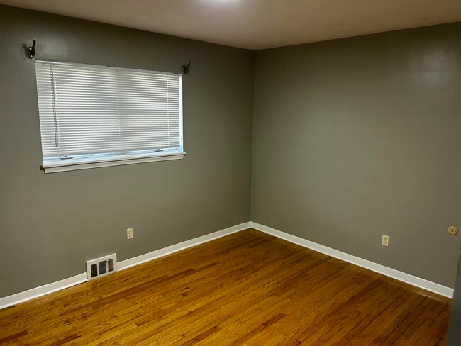 Photo - 1643 Fairview Ave