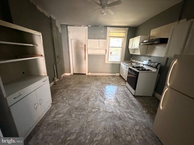 Photo - 110 S Catherine St