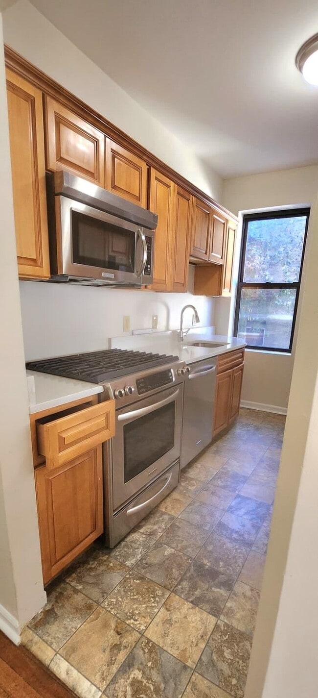 Photo - 761 Avenue A Unit 5