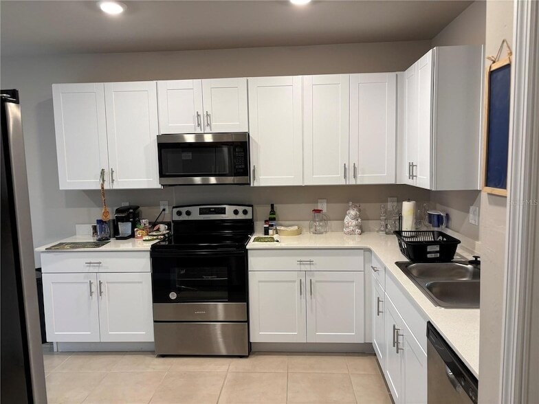 Photo - 2261 Barrister St