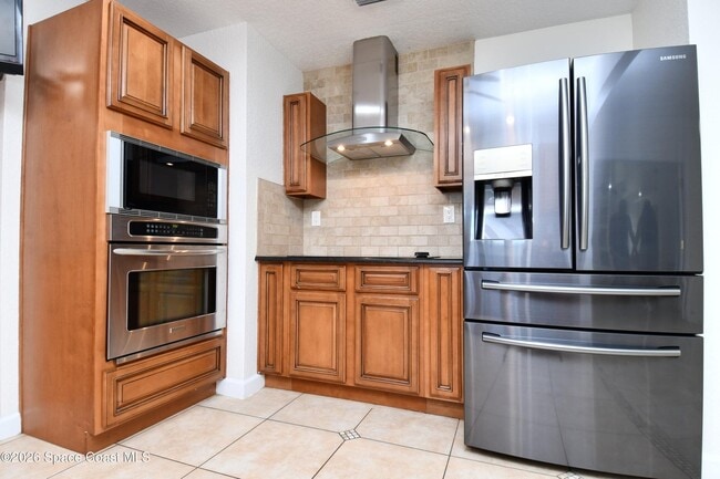 Photo - 2185 Acacia St NE