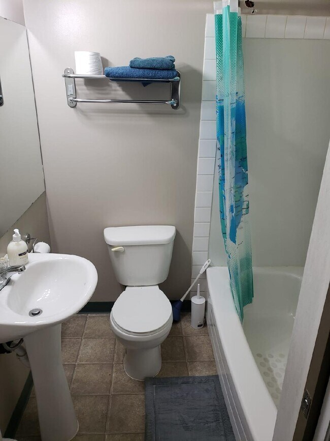 Photo - 10415 99 Ave Unit 103