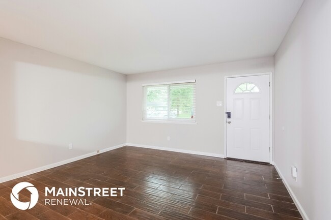 Photo - 710 Lexington Park