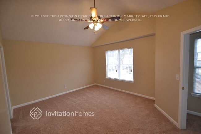 Photo - 347 Springhaven Way SE