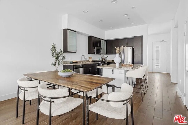 Photo - 12920 W Runway Rd Unit 342