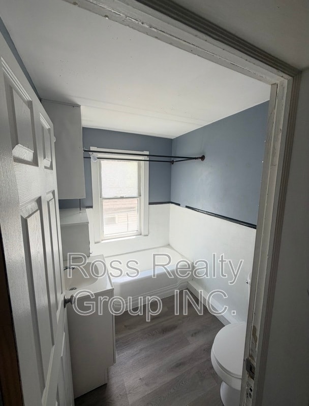 Photo - 824 Mason St