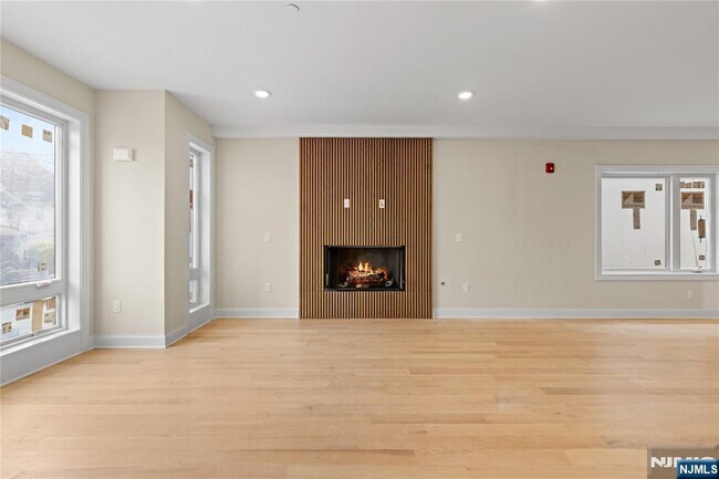 Photo - 45 Lincoln Ave