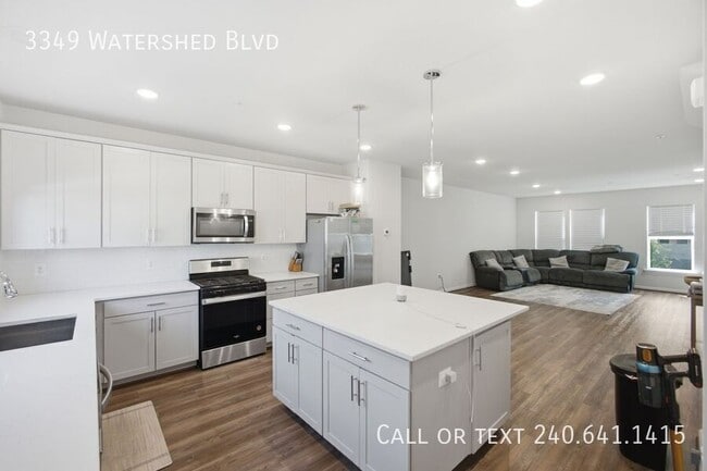 3349 Watershed Blvd