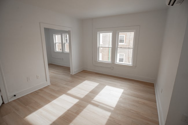 Photo - 1388 W 83rd St Unidad 413