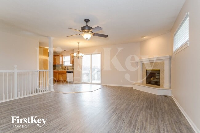 Photo - 11123 N Lewis Ave