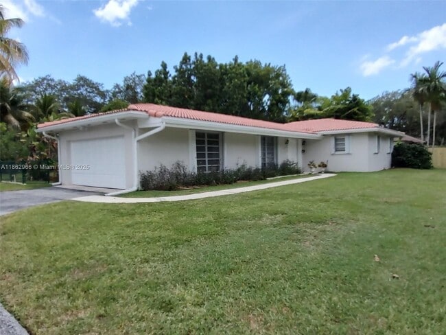 Building Photo - 16425 SW 75th Ave Rental