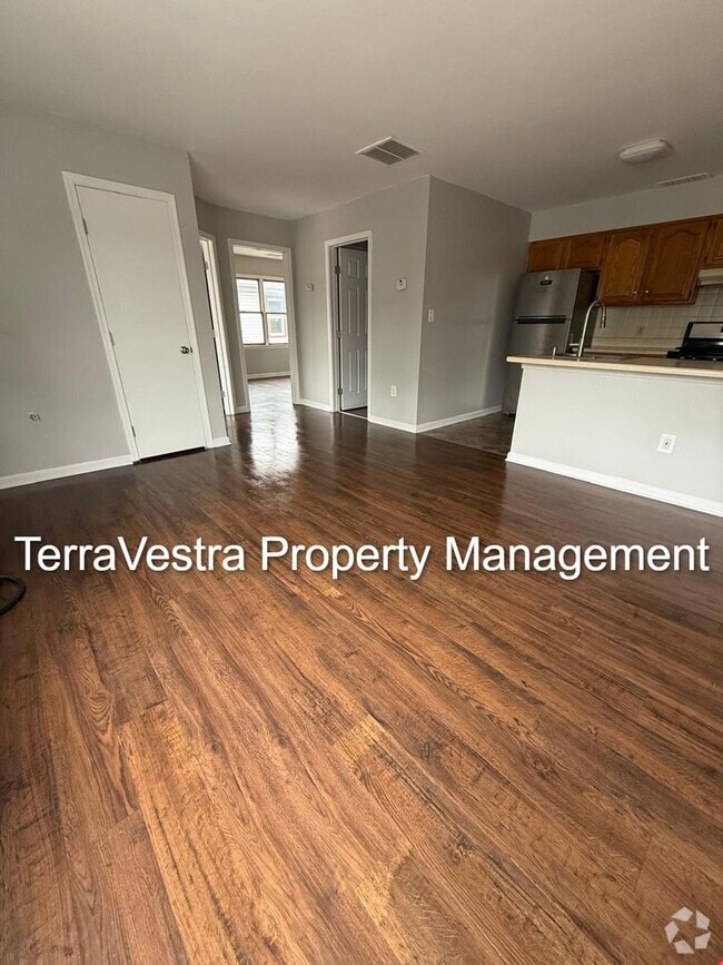 Building Photo - 176 N Broadway Unit 2 (Residential ) Rental