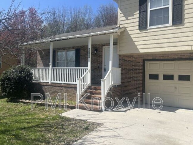 Photo - 2623 Crestpark Rd