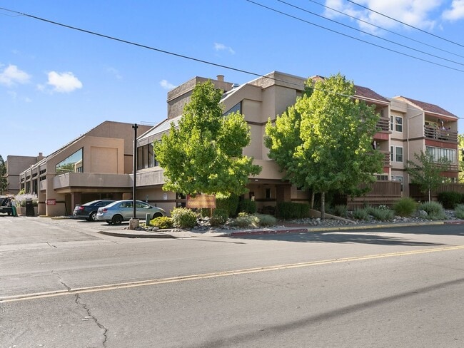 Photo - Unique fully furnished one bedroom condo i... Unit 305