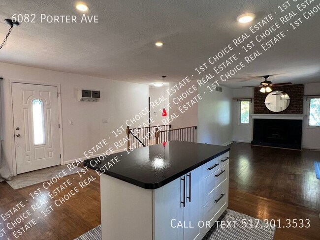 Photo - 3-BDR 2-BTH House w/ Office, Den, Fenced Y...