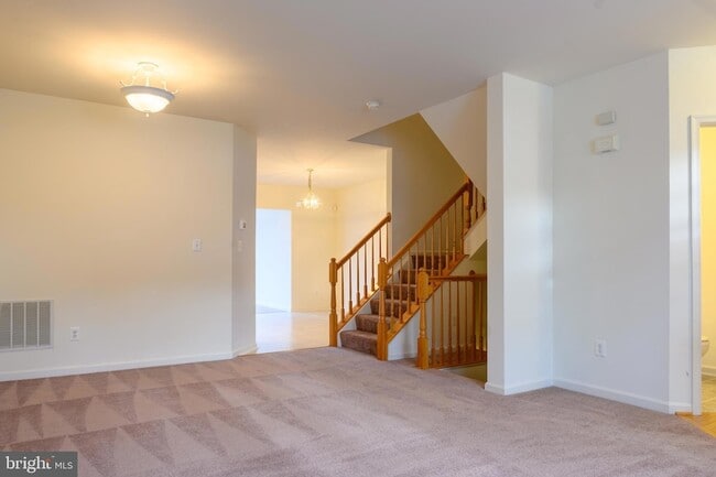 Photo - 3842 Koval Ln