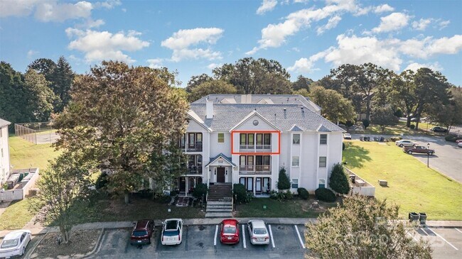 Photo - 6165 Meadow Rose Ln