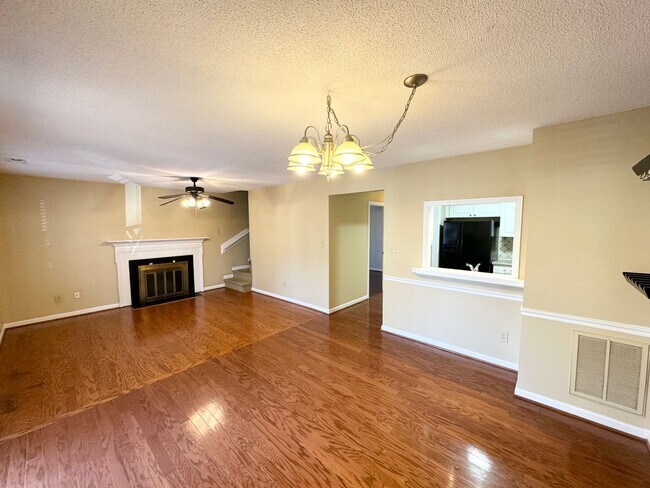 Photo - 3 BR 2 Bath Townhome