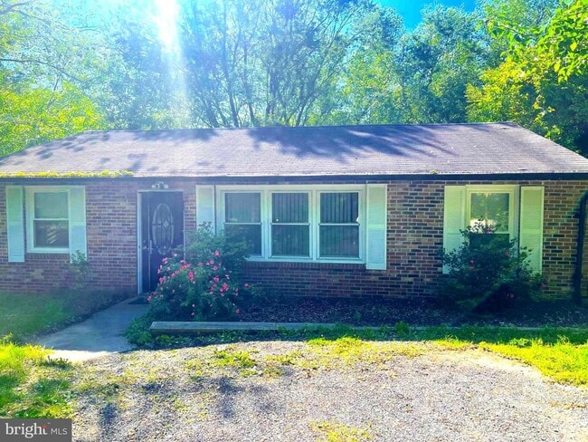 Photo - 6740 Solomons Island Rd N House