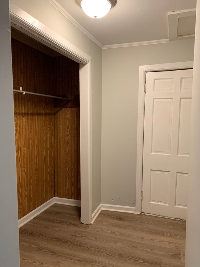 Photo - 817 W Matthews Ave Unidad A