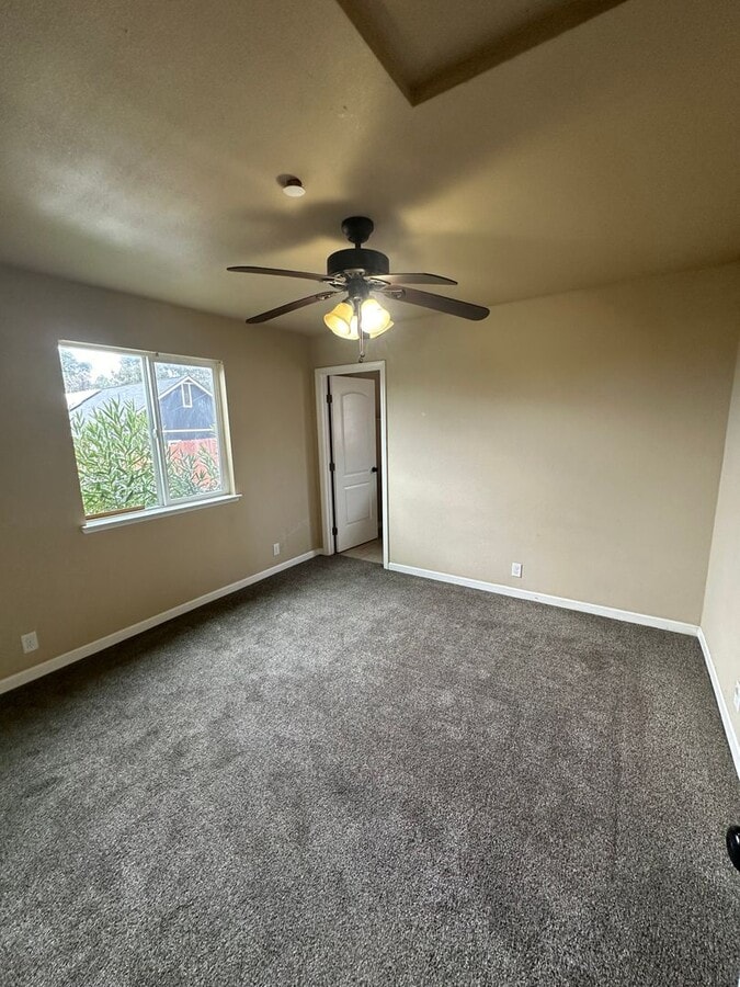 Photo - COMING SOON!! Available September!! Adorable Duplex in Jamestown - Great Floorplan!!!
