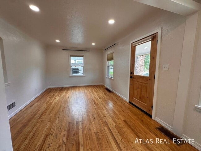 Photo - 2395 S Corona St