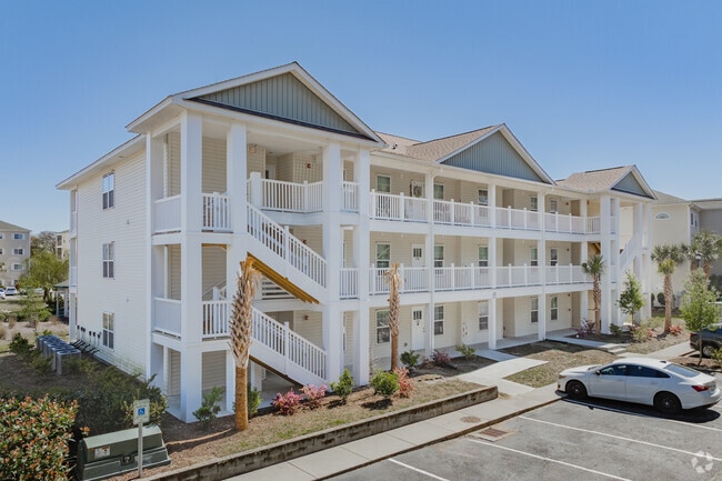 Building View - Building 11 at Briarcliffe Commons