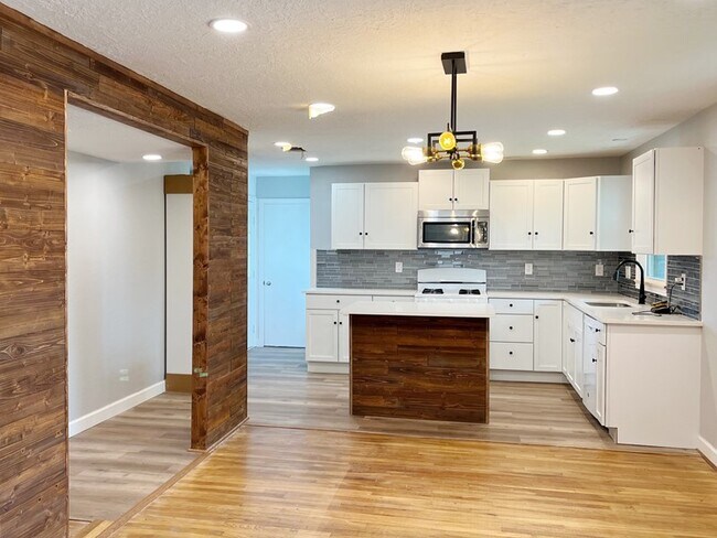 Photo - 3522 Rosedale St