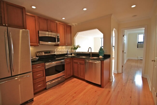 Photo - 15 Hilliard St Unit 3