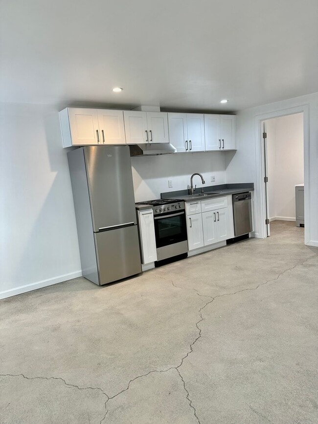 Photo - 3201 Beaumont Ave.