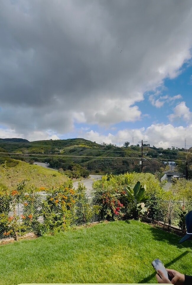 Building Photo - 2912 Park Center Dr