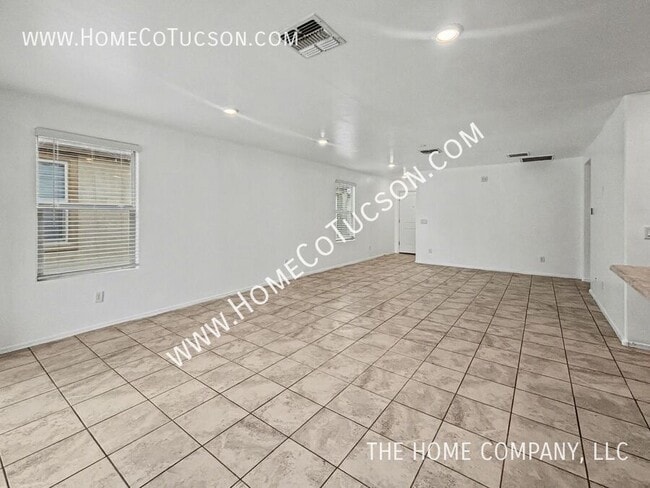 Photo - 955 W Calle Ronda