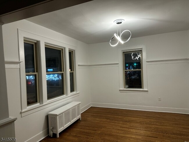 Photo - 186 Main Ave