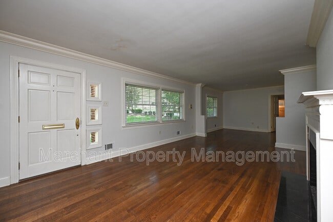 Photo - 4 Estanolle St