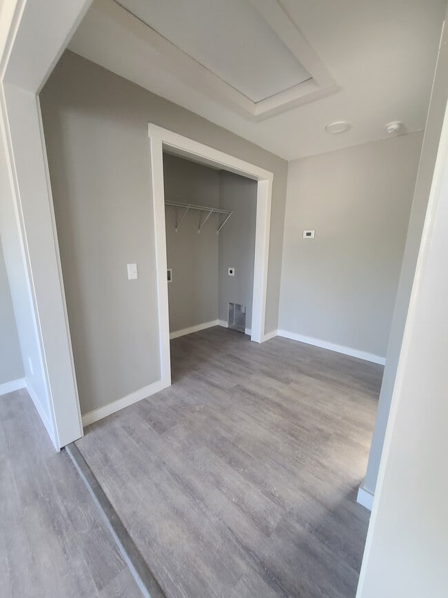 Photo - 5719 Mulberry St