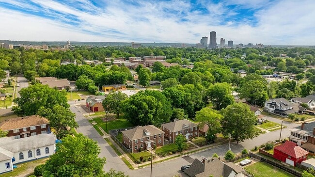 Photo - 1724 W 19th St Unit 4