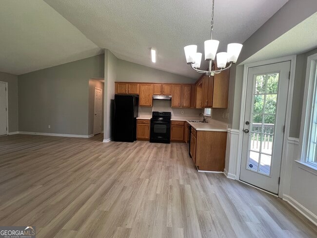 Photo - 745 Mt Bethel Rd