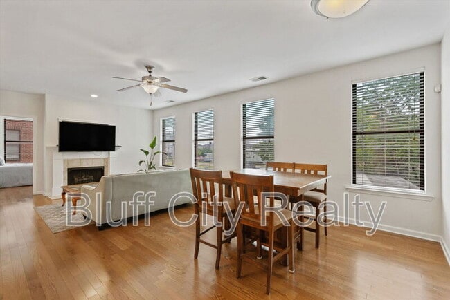 Photo - 730 Litty Ct Unit 204